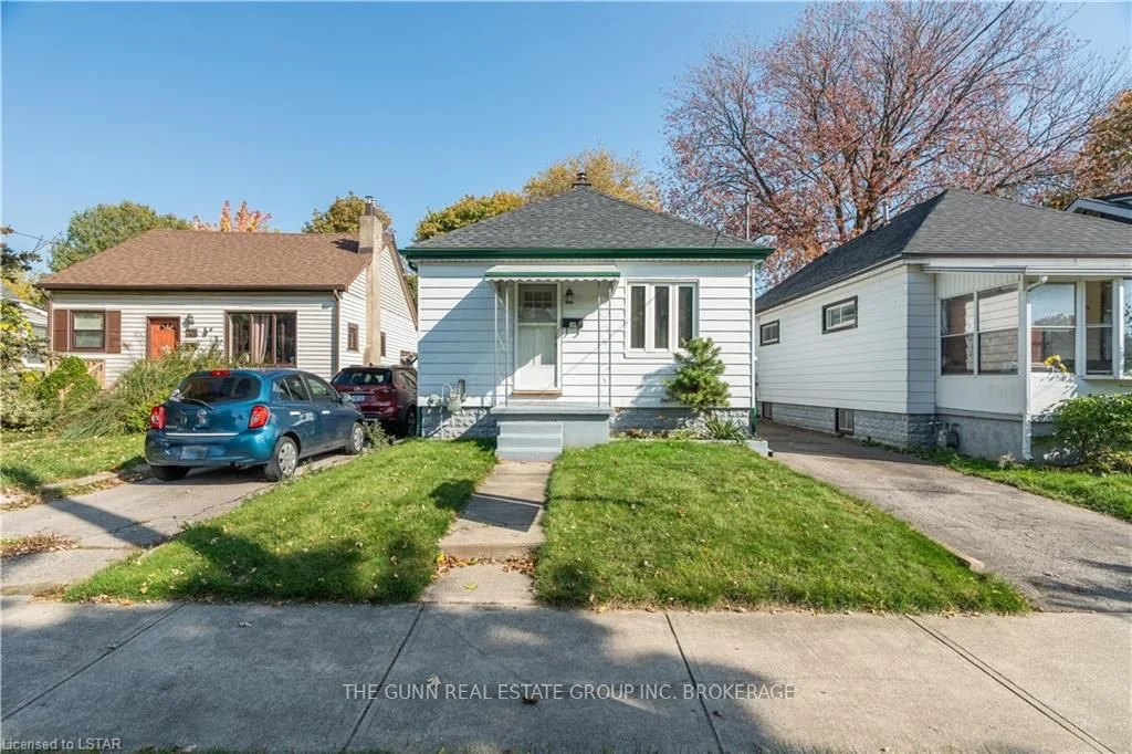 16 LINWOOD Street, London East, ON N5Y 1W2