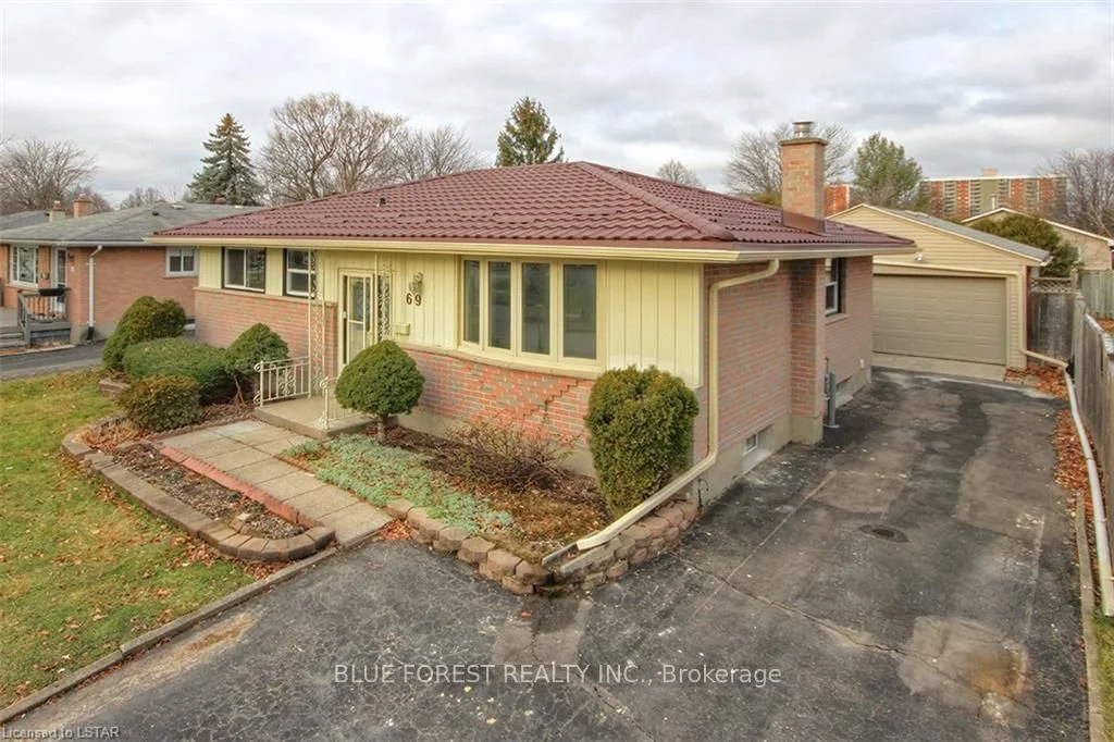 69 Alayne Crescent, London South, On N6e 2a2