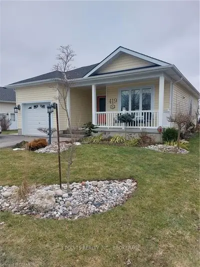 419 Shannon Boulevard, South Huron, On N0m 1t0