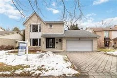 22 Farmington Crescent, London South, On N6k 3j3