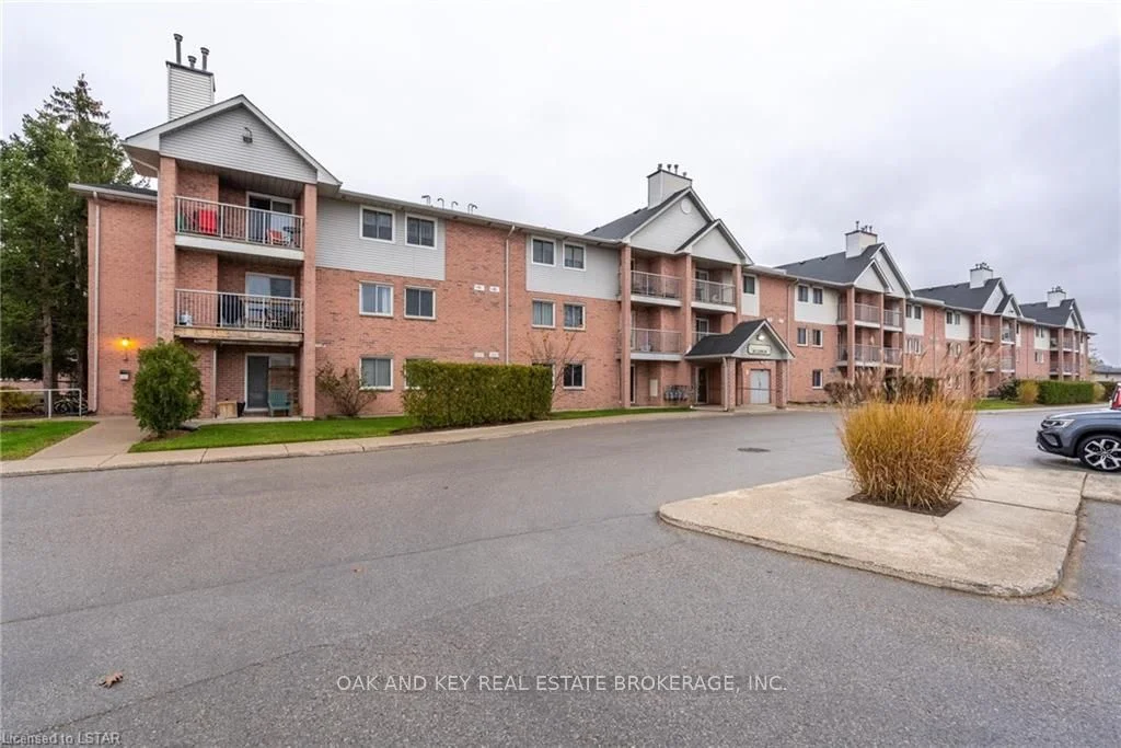 140 Conway Drive 39, London South, On N6e 3n2
