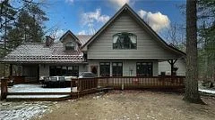 10415 Pinetree Drive, Lambton Shores, On N0m 1t0