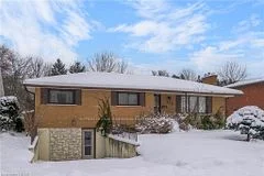 300 WEDGEWOOD Drive, London East, ON N5Y 2G6