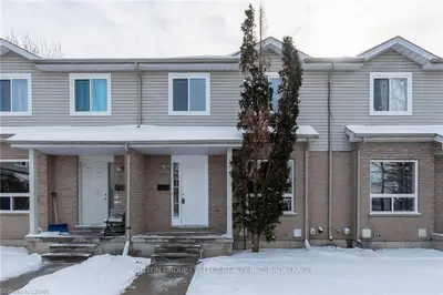 484 Third Street 12, London East, On N5v 2b9