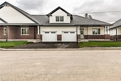 175 Glengariff Drive 23, Southwold, On N59 0g1