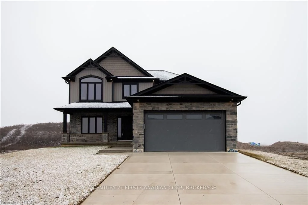 630 Ketter Way, Plympton-wyoming, On N0n 1t0