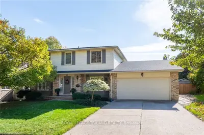 49 Hillsmount Road, London South, On N6k 1w1
