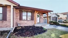 15 Salvia Street, London South, On N5z 4v4