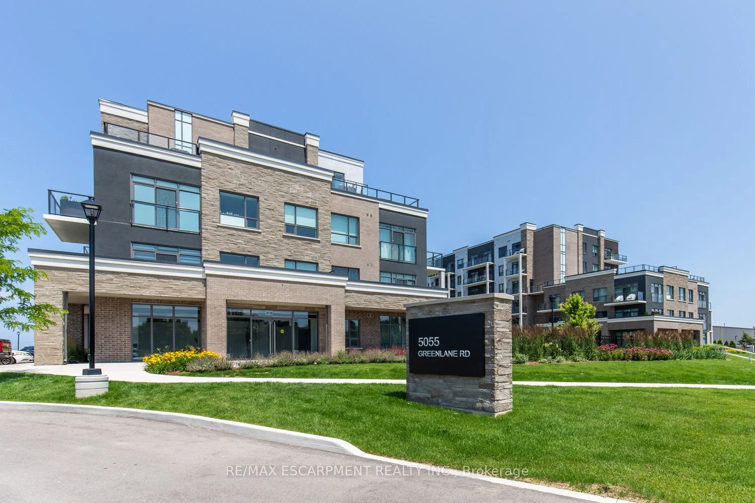 5055 Greenlane Road 616, Lincoln, On L0r 1b3