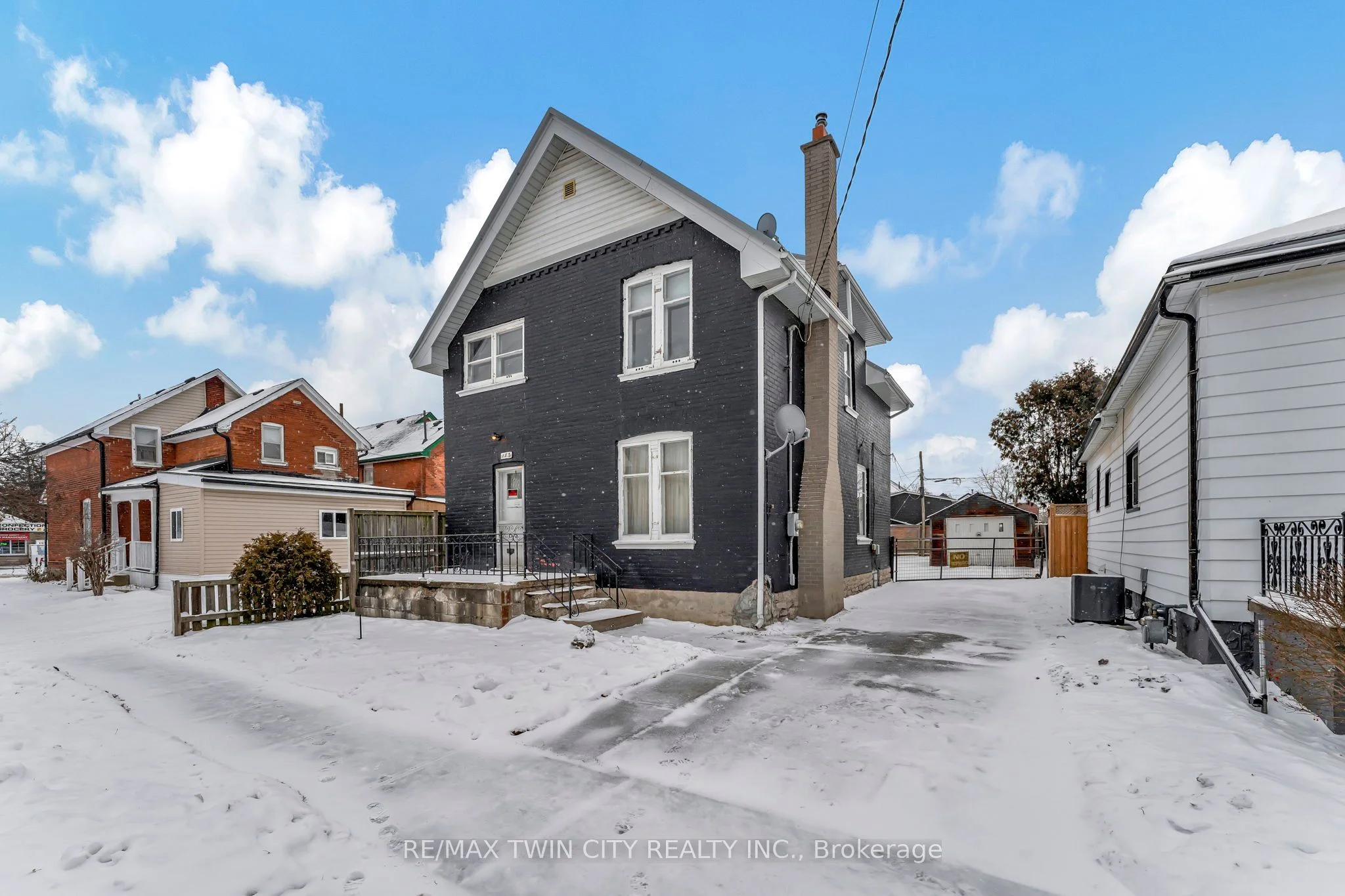 187 Marlborough Street, Brantford, ON N3S 4S8
