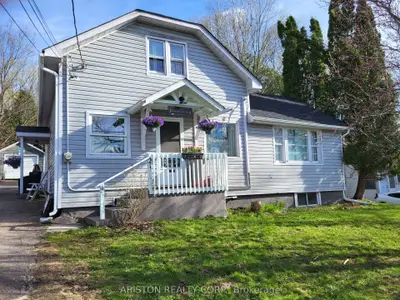 21 Johanna Street, Huntsville, On P1h 1v1