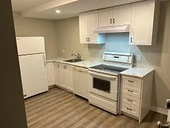 20 2nd Avenue, Port Colborne, On L3k 5p1