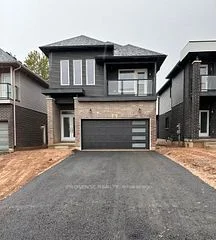 48 Mclaughlin Street E, Welland, ON L3B 0J8