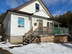 956 Sherbrooke Street, Peterborough, On K9j 2r6