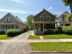 5762 Dunn Street 2 FLOOR, Niagara Falls, ON L2G 2N7