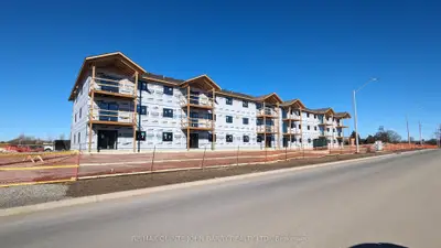 20 Hillside Meadow Drive 102, Quinte West, On K8v 0j7
