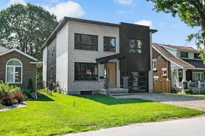 107 Maplewood Avenue, Cambridge, On N3h 2m5