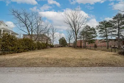 124 Durham Street, Cobourg, On K9a 3h4