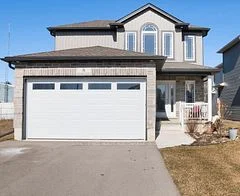 8 Sandy Court, Tillsonburg, ON N4G 0H6