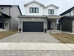 216 Middleton Avenue, London South, On N6l 0e9