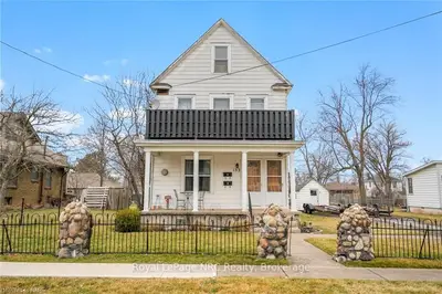 133 Murray Street, Fort Erie, On L2a 2b1