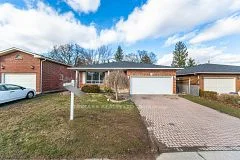 8 College Park Drive, Welland, ON L3C 6Z6