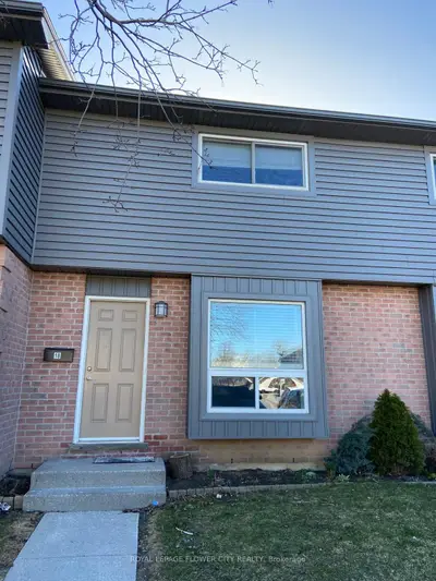 1443 Huron Street 18, London East, On N5v 2e6