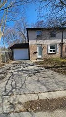242 Taylor Street 26, London East, On N5y 2j7