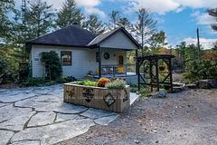 338 Moulton Farm Lane, Rideau Lakes, On K0g 1x0