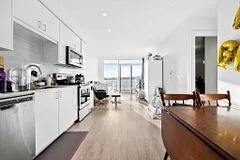 15 Glebe Street 1308, Cambridge, On N1s 2l8