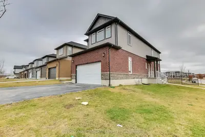 3270 Singleton Avenue W 60, London South, On N6l 0b5