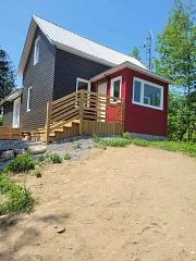 33 Bobcaygeon Road, Kawartha Lakes, ON K0M 2A0