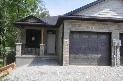 835 7th Avenue W, Owen Sound, On N4k 5k2