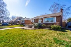 50 Greenwood Street, Hamilton, On L8t 3n3