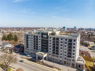 5698 Main Street 510, Niagara Falls, On L2g 0z2
