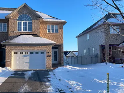Att/Row/Townhouse in Greely - Metcalfe - Osgoode - Vernon and Area