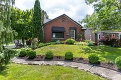 8171 Lamont Avenue, Niagara Falls, On L2g 6v6