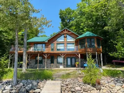 33 Curlew Lane, North Kawartha, On K0l 1a0
