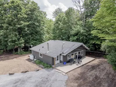 2221/23 County Road 620 Road E, North Kawartha, On K0l 1a0