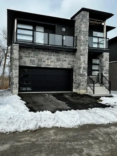 141 Rosie Street 133, Blue Mountains, On N0h 1j0