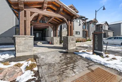 11 Beausoleil Lane 106, Blue Mountains, On L9y 0h2
