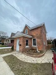 657 8th Street E, Owen Sound, ON N4K 1L7
