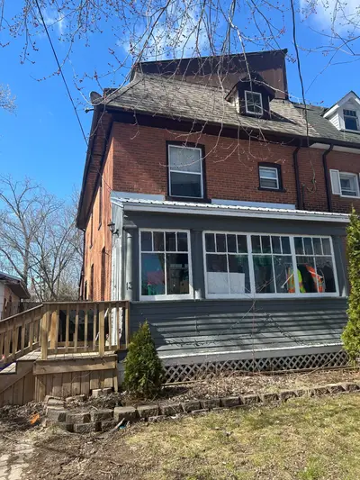 13 George Street N, Kawartha Lakes, On K0l 2w0