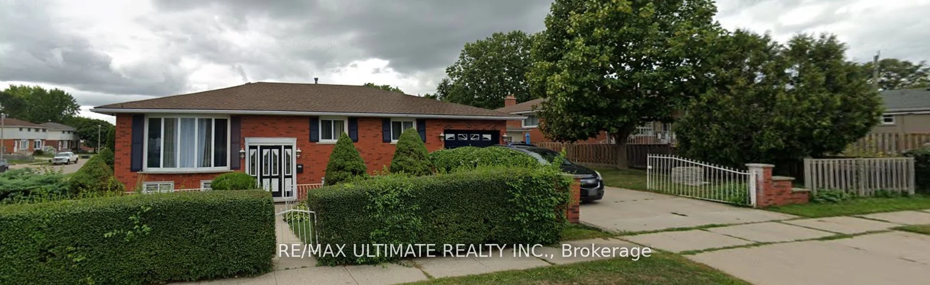 215 Ballantyne Avenue, Cambridge, ON N1R 7B5