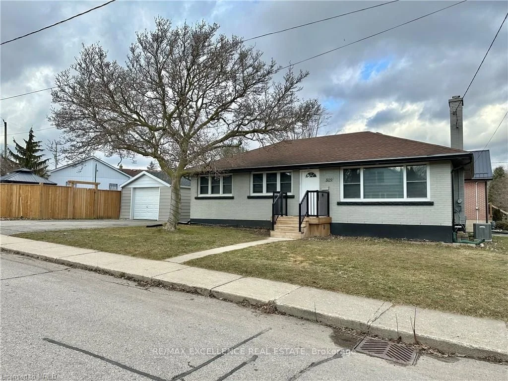 809 Wilton Crescent, Woodstock, On N4s 7h4