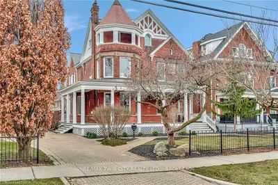 38 Dufferin Avenue, Brantford, On N3t 4p5
