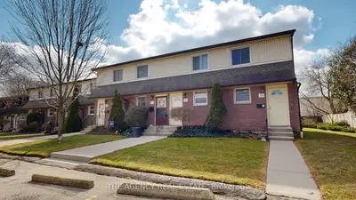 1919 Trafalgar Street E 40, London East, On N5v 1a1