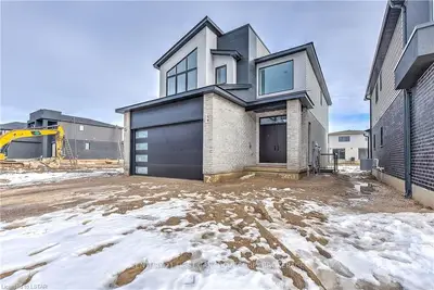 2301 Southport Crescent, London South, On 000 000