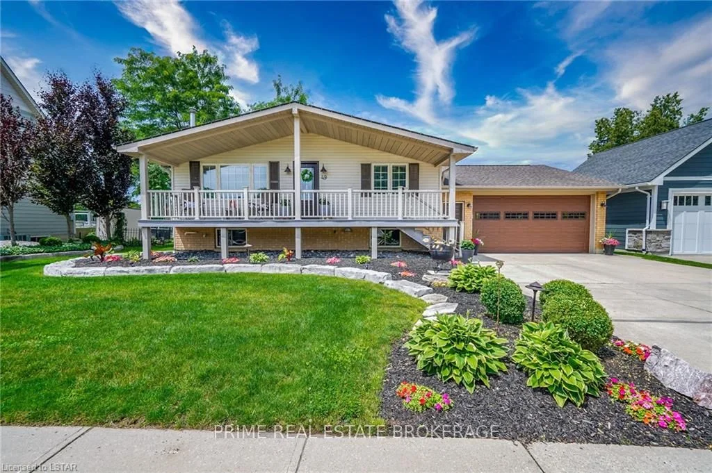 49 Gill Road, Lambton Shores, On N0m 1t0