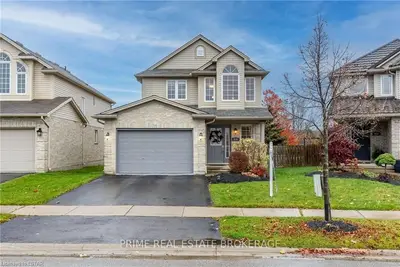 826 Queensborough Crescent, London North, On N6g 5k2